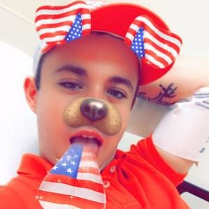 Meet your Posher, Jonathan